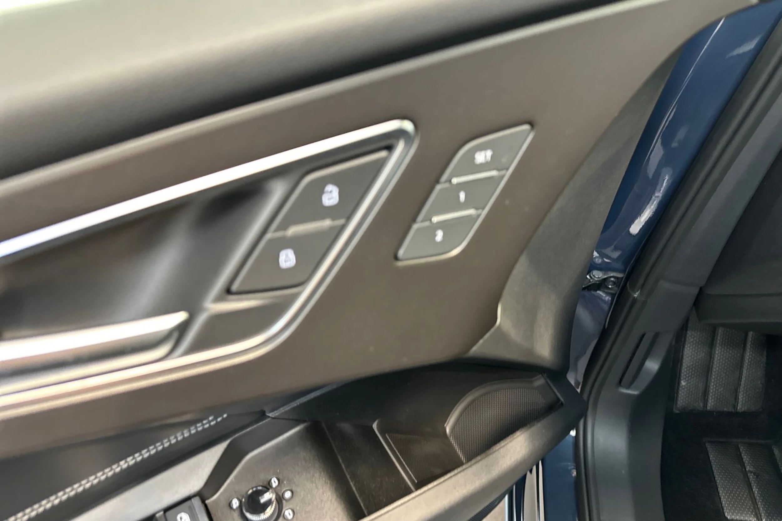 plasma sininen Audi Q4 e-tron 2026 kuva 11.