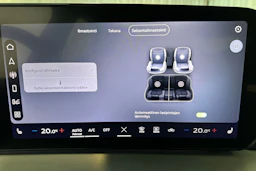 plasma sininen Audi Q4 e-tron 2026 kuva 16.
