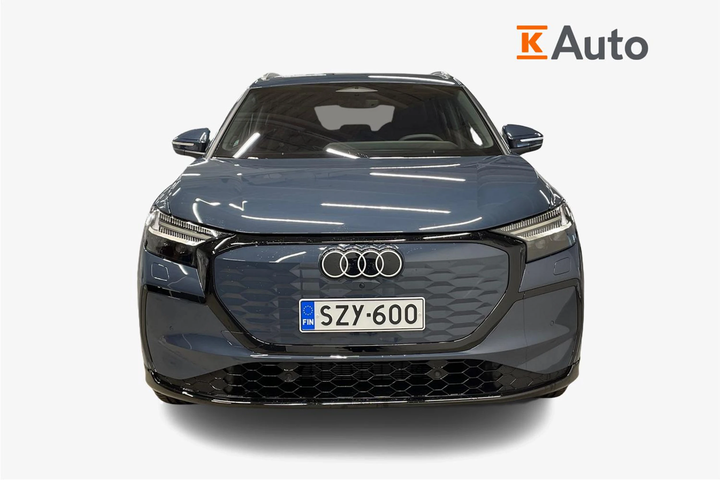 Sininen Audi Q4 e-tron 2027 kuva 4.