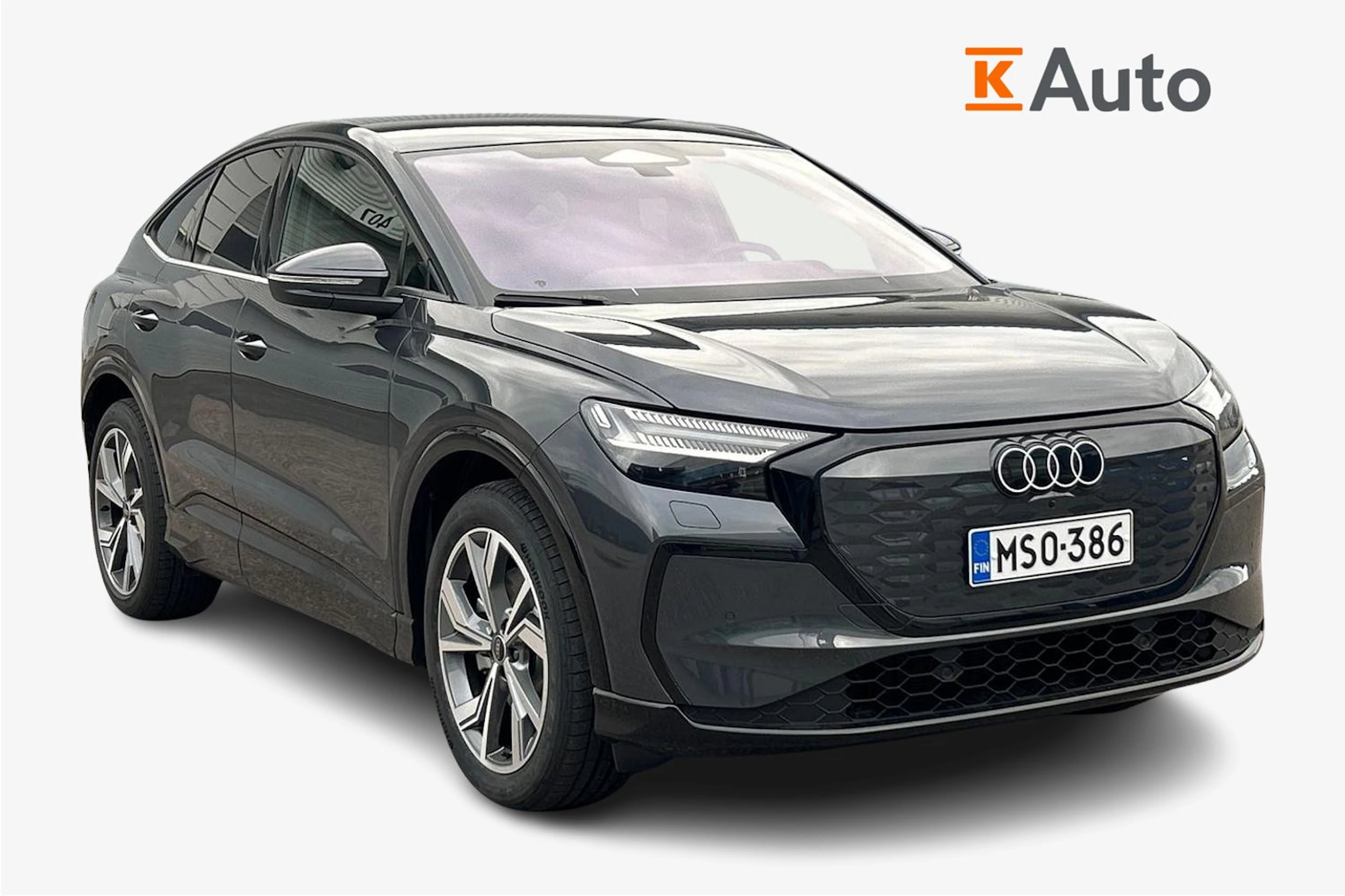 harmaa Audi Q4 e-tron 2026 kuva 1.