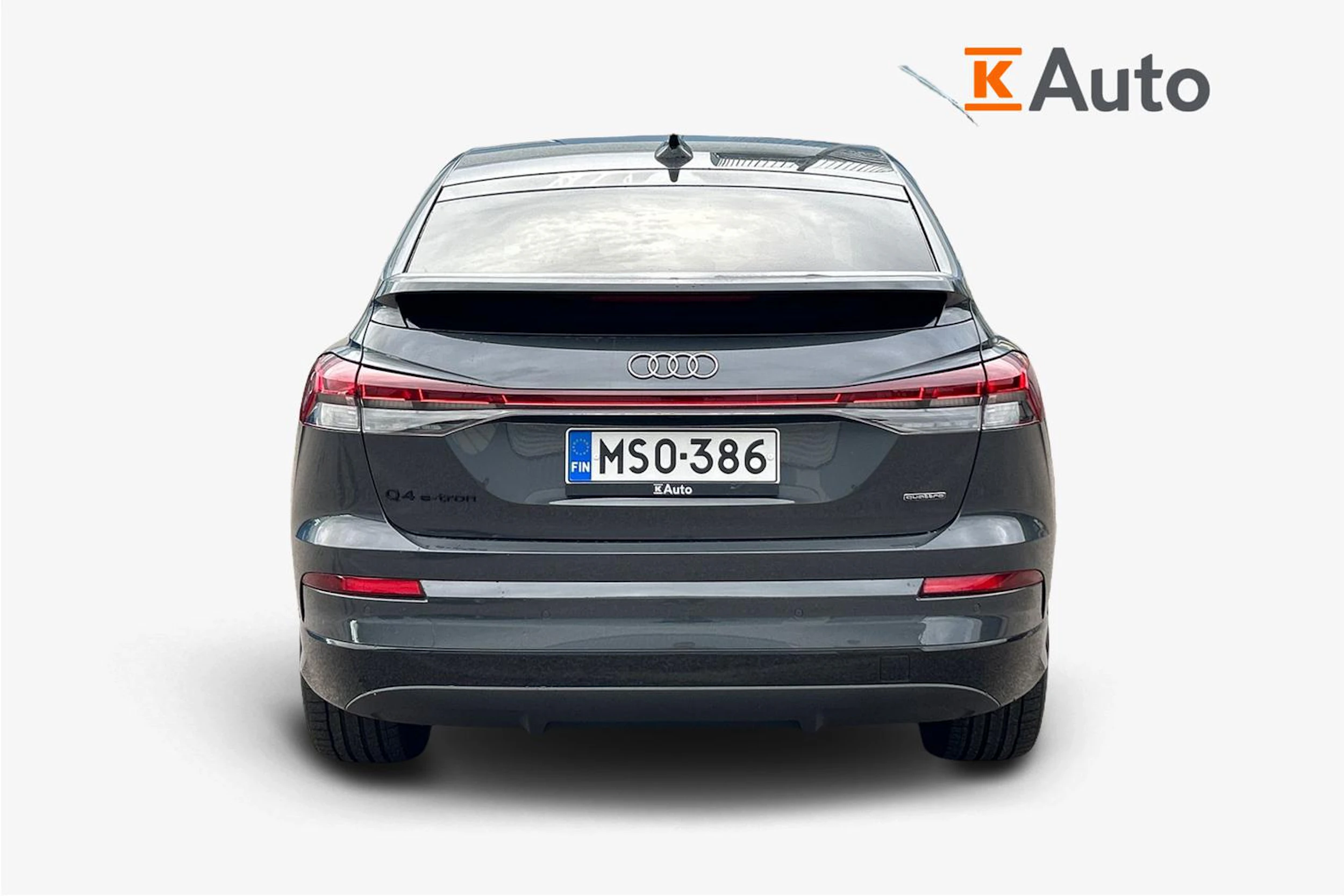 harmaa Audi Q4 e-tron 2026 kuva 3.