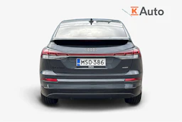 harmaa Audi Q4 e-tron 2026 kuva 3.