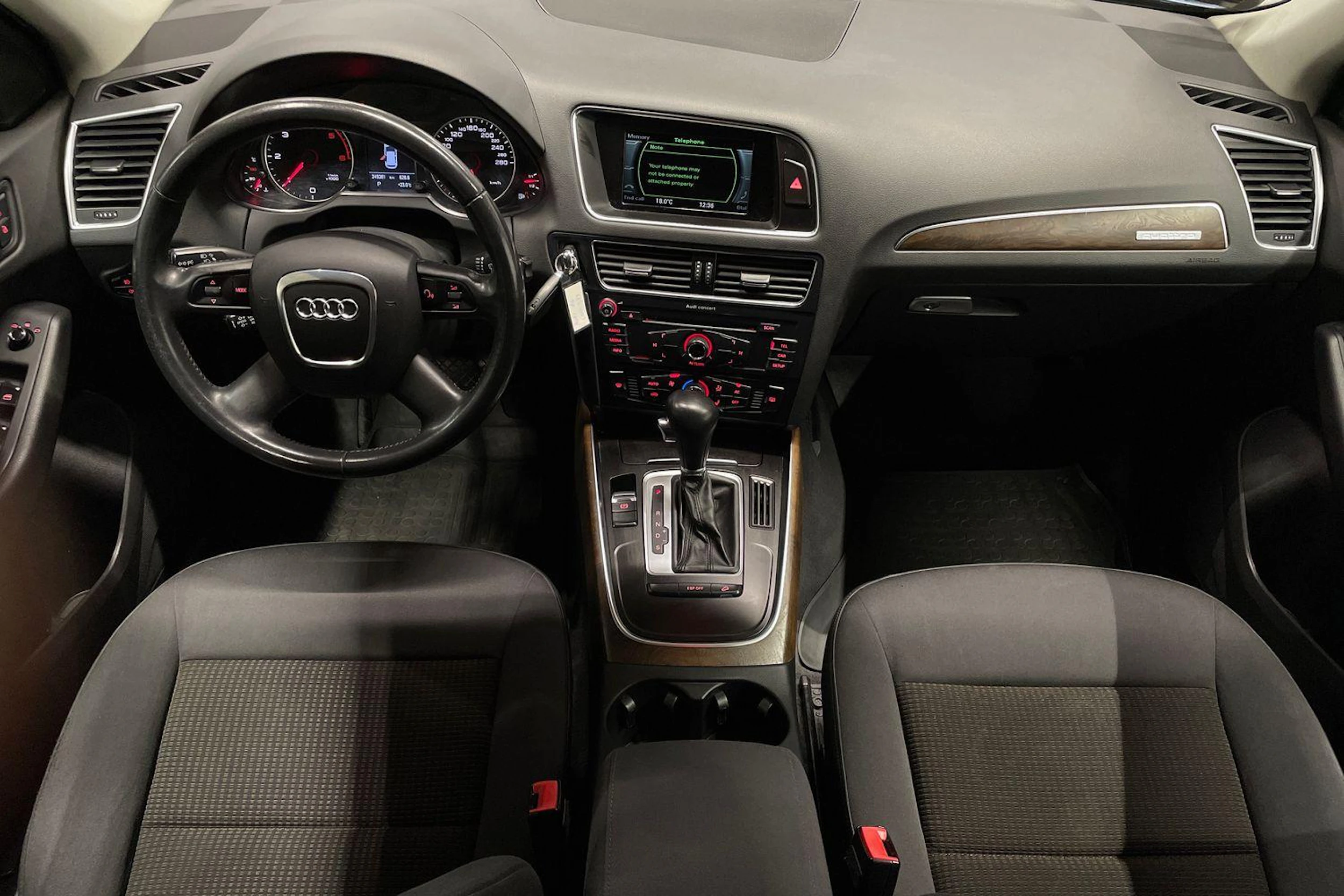 sininen Audi Q5 2009 kuva 7.