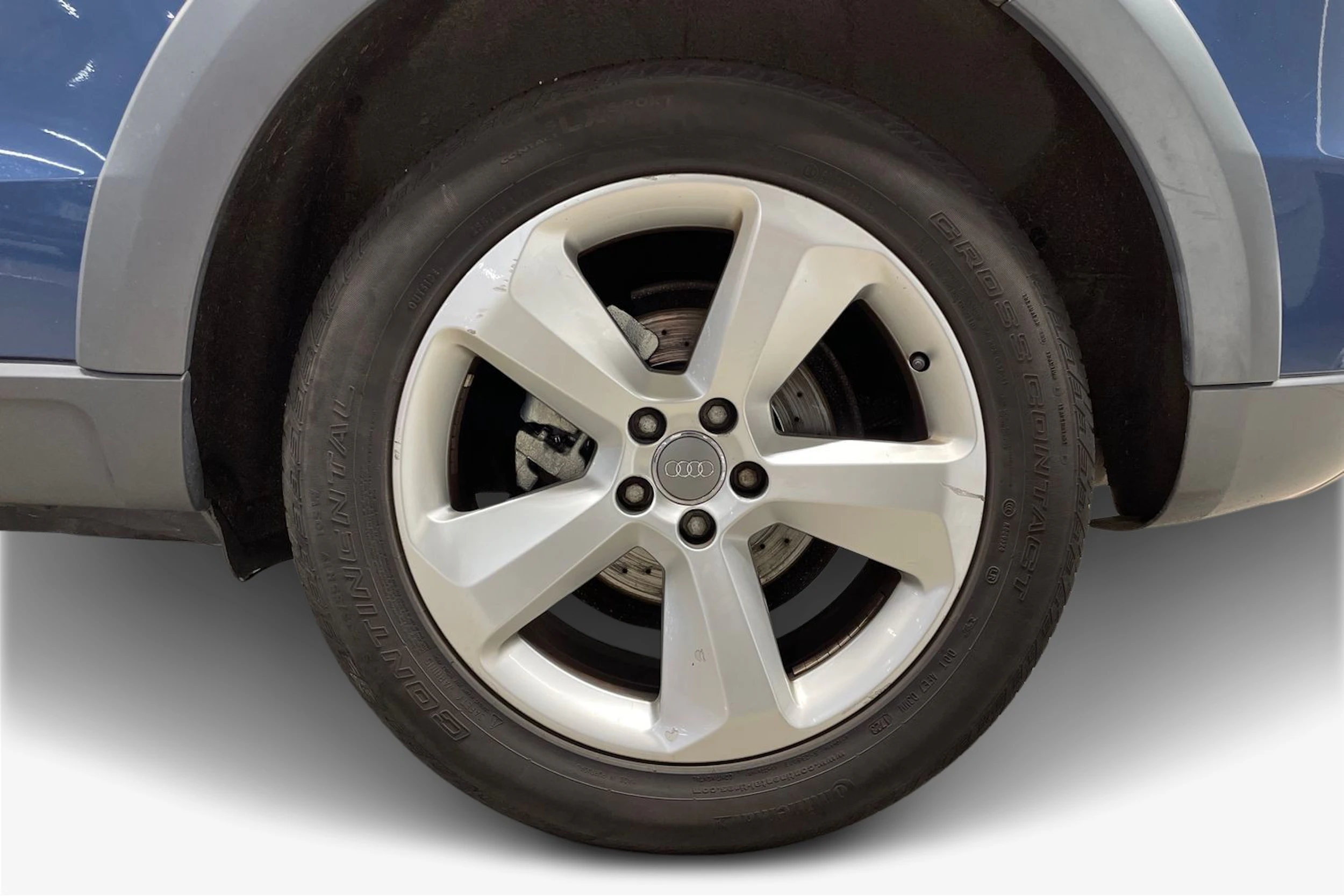 sininen Audi Q5 2009 kuva 9.