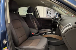 sininen Audi Q5 2009 kuva 20.