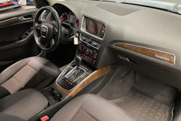 sininen Audi Q5 2009 kuva 21.