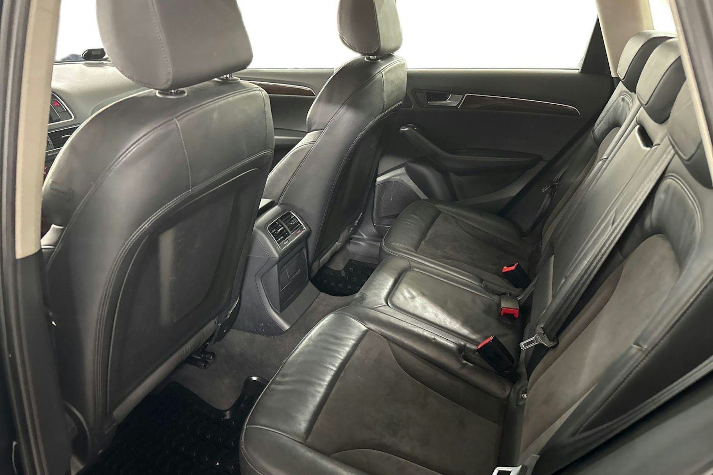 sininen Audi Q5 2010 kuva 10.