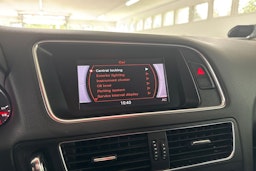 sininen Audi Q5 2010 kuva 19.