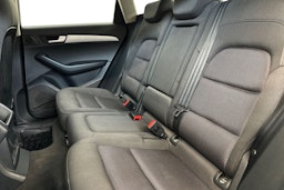 Musta Audi Q5 2011 kuva 10.