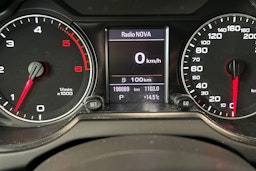 Musta Audi Q5 2011 kuva 17.