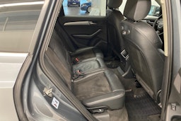 harmaa Audi Q5 2011 kuva 17.