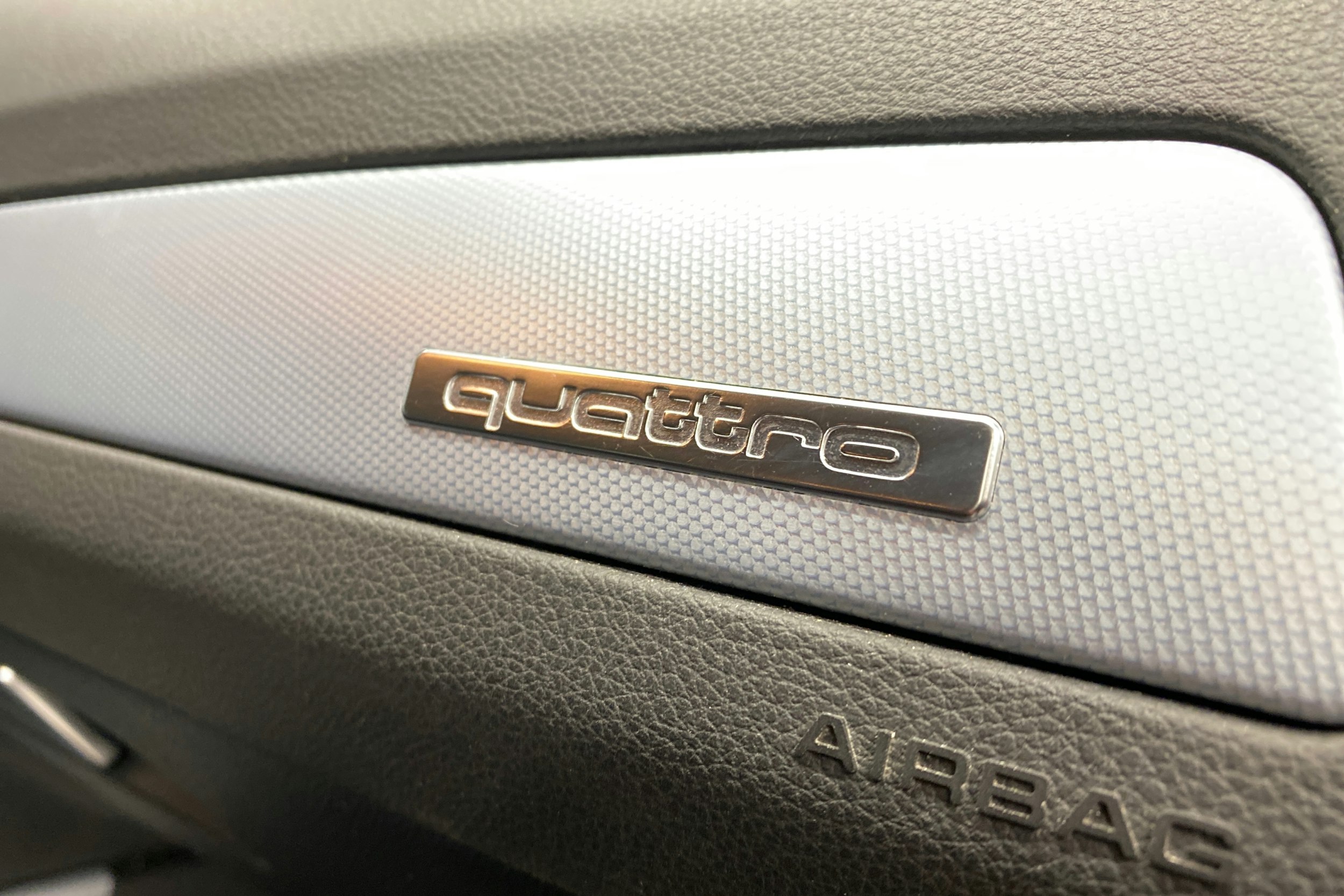 harmaa Audi Q5 2011 kuva 30.