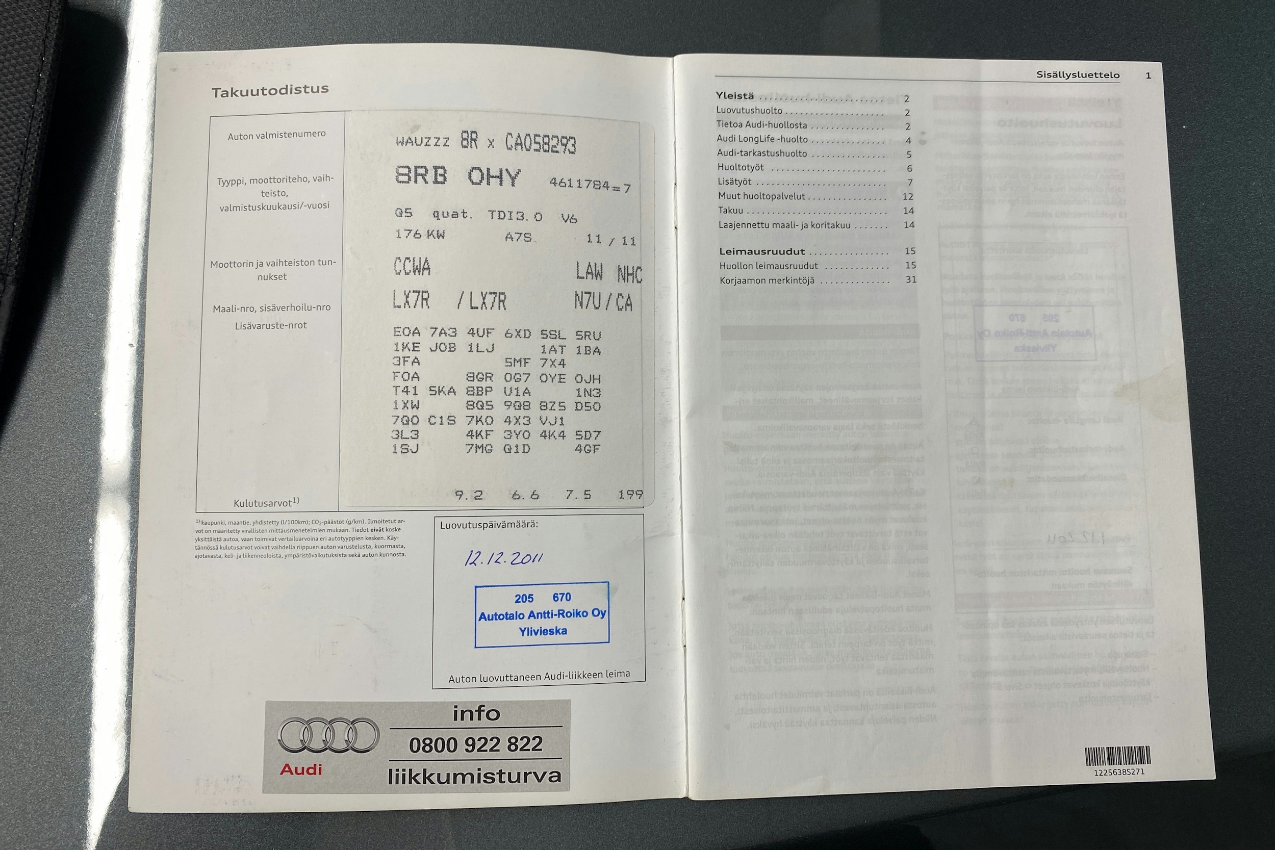 harmaa Audi Q5 2011 kuva 33.