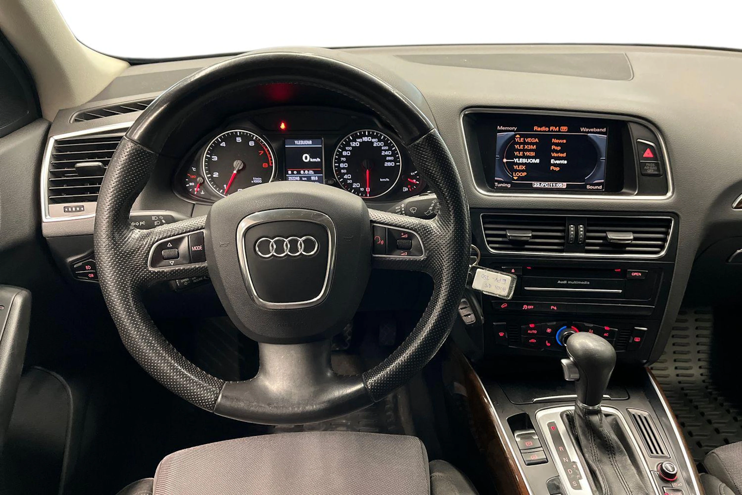 musta Audi Q5 2011 kuva 7.
