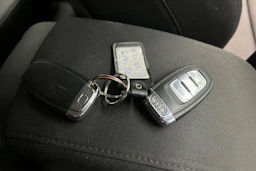 musta Audi Q5 2011 kuva 16.