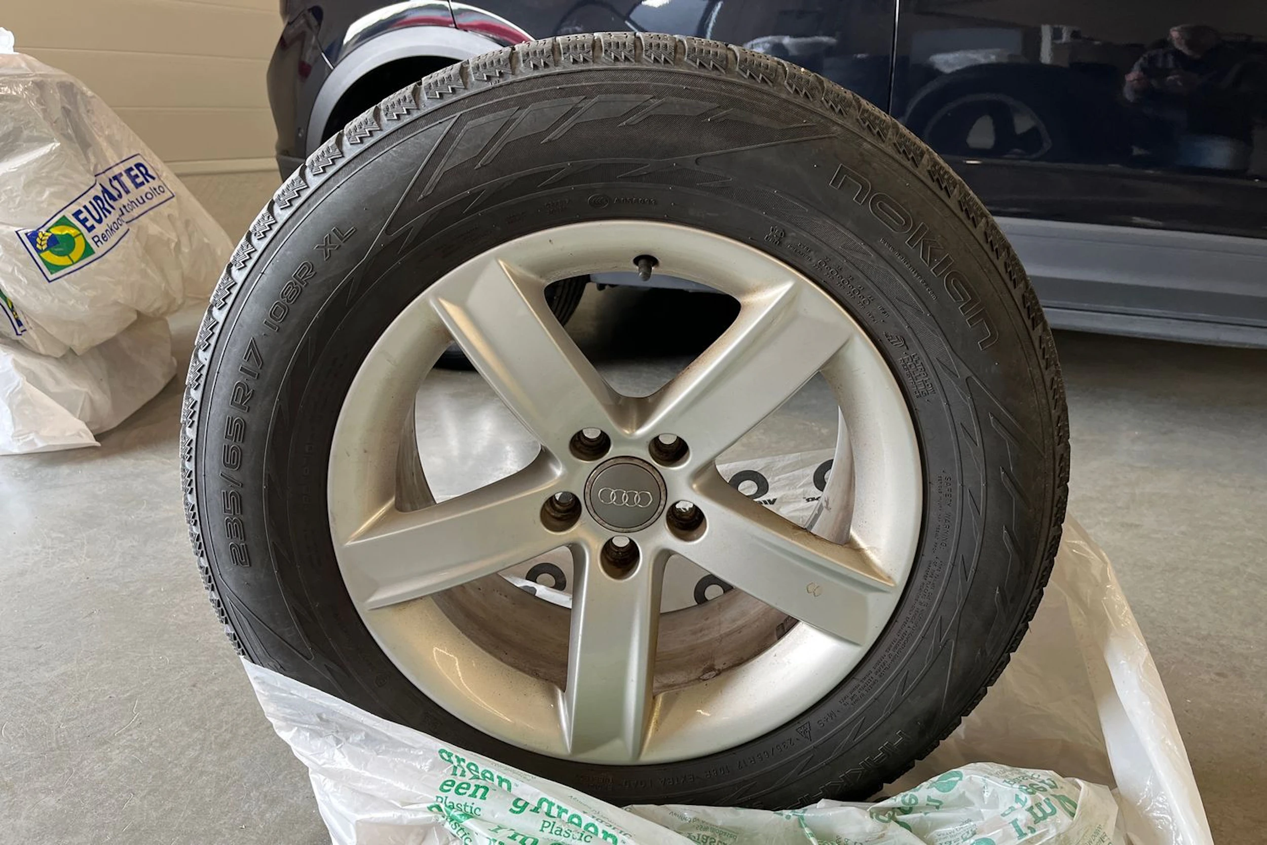 musta Audi Q5 2011 kuva 24.