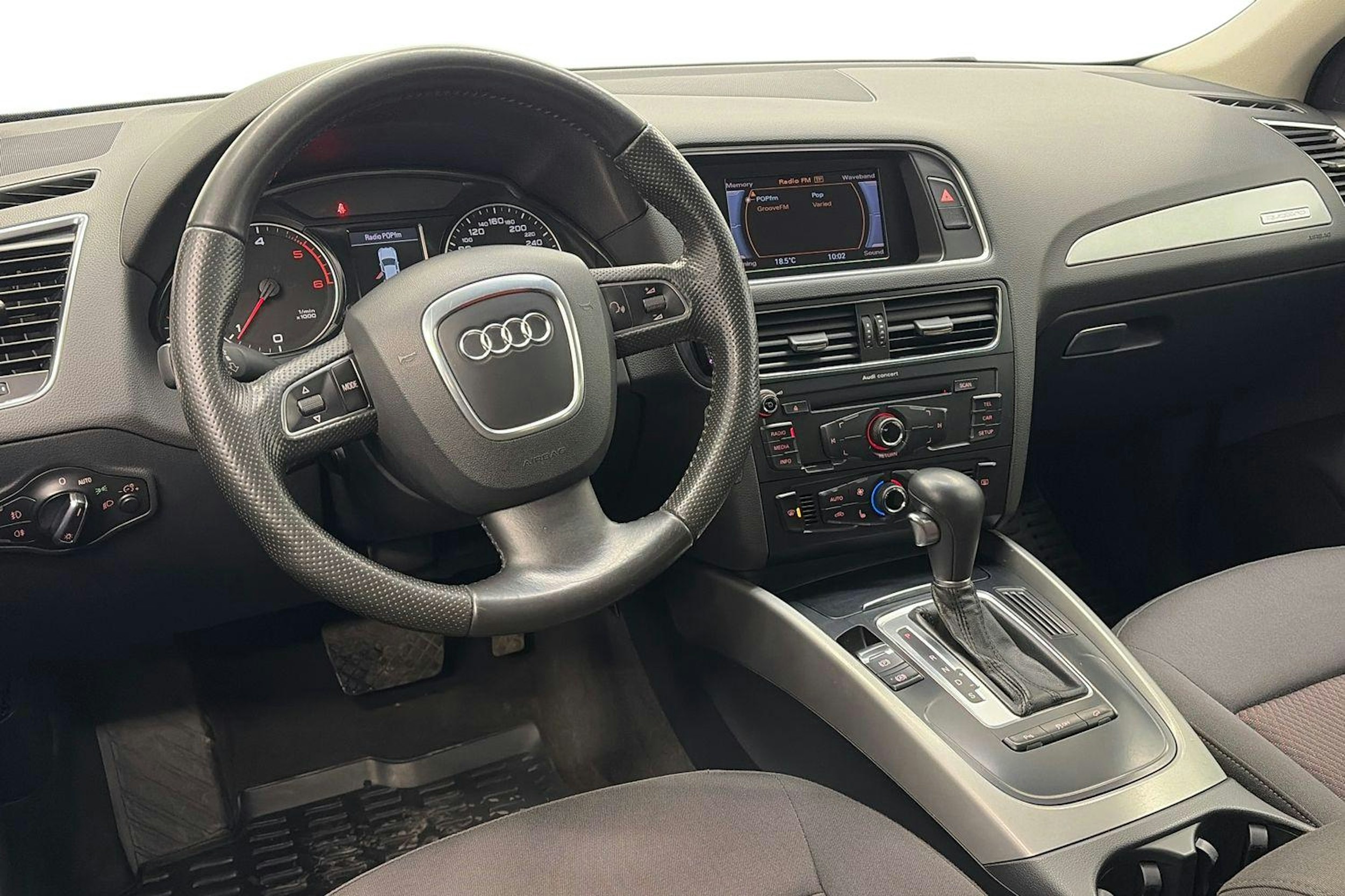 Hopea Audi Q5 2011 kuva 7.