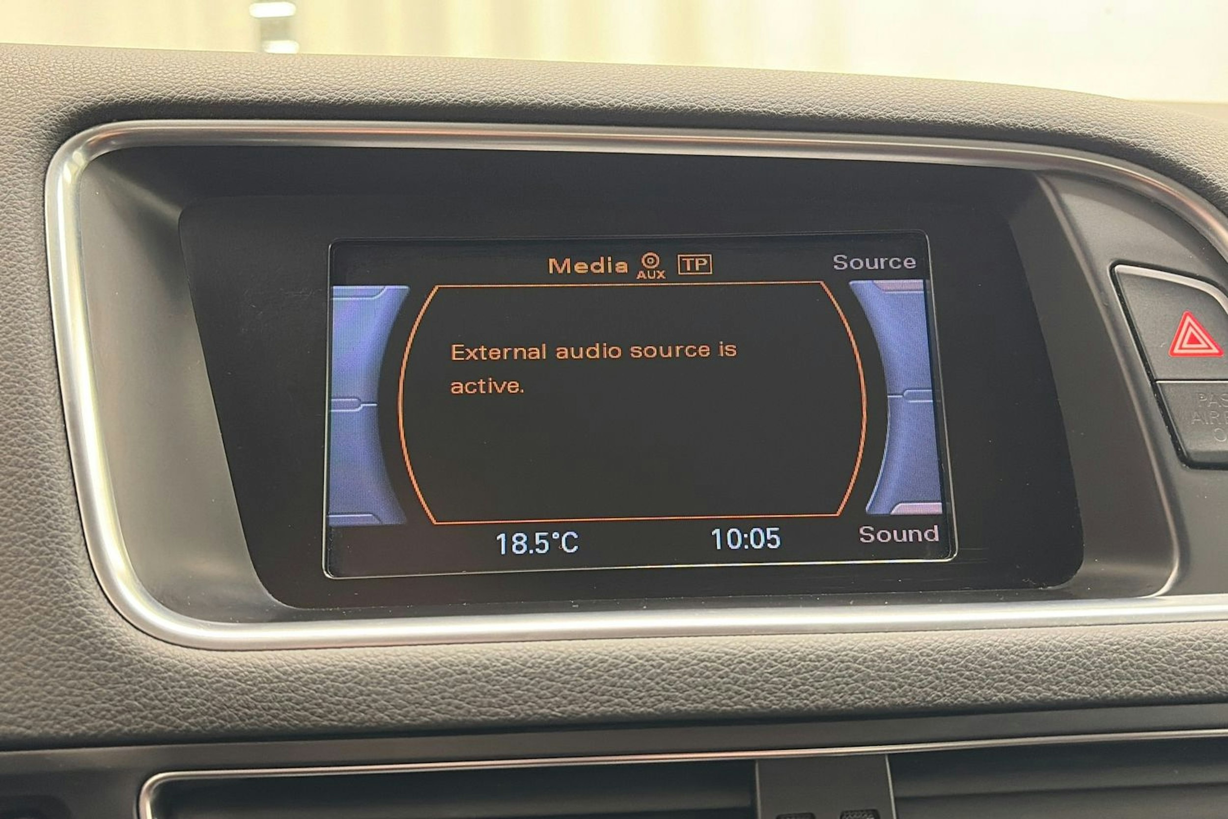 Hopea Audi Q5 2011 kuva 19.