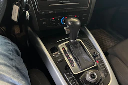 Musta Audi Q5 2011 kuva 18.