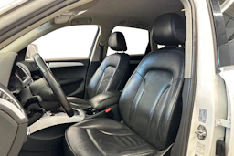 valkoinen Audi Q5 2011 kuva 6.