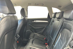 valkoinen Audi Q5 2011 kuva 8.