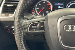 valkoinen Audi Q5 2011 kuva 13.