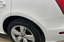 valkoinen Audi Q5 2011 kuva 26.