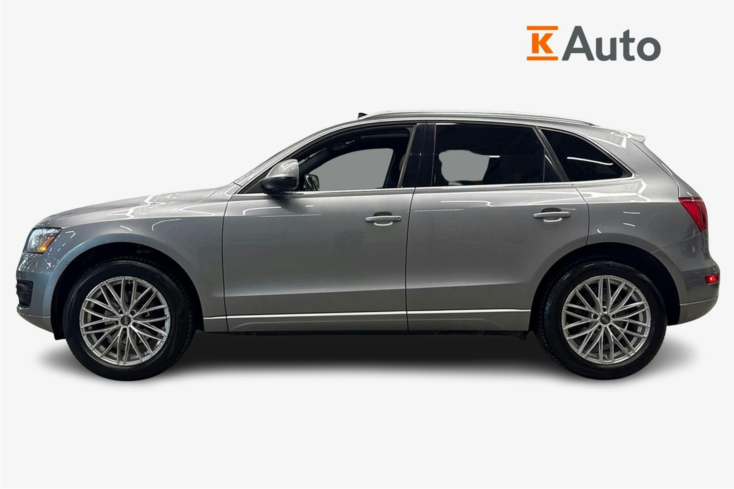 harmaa Audi Q5 2011 kuva 5.