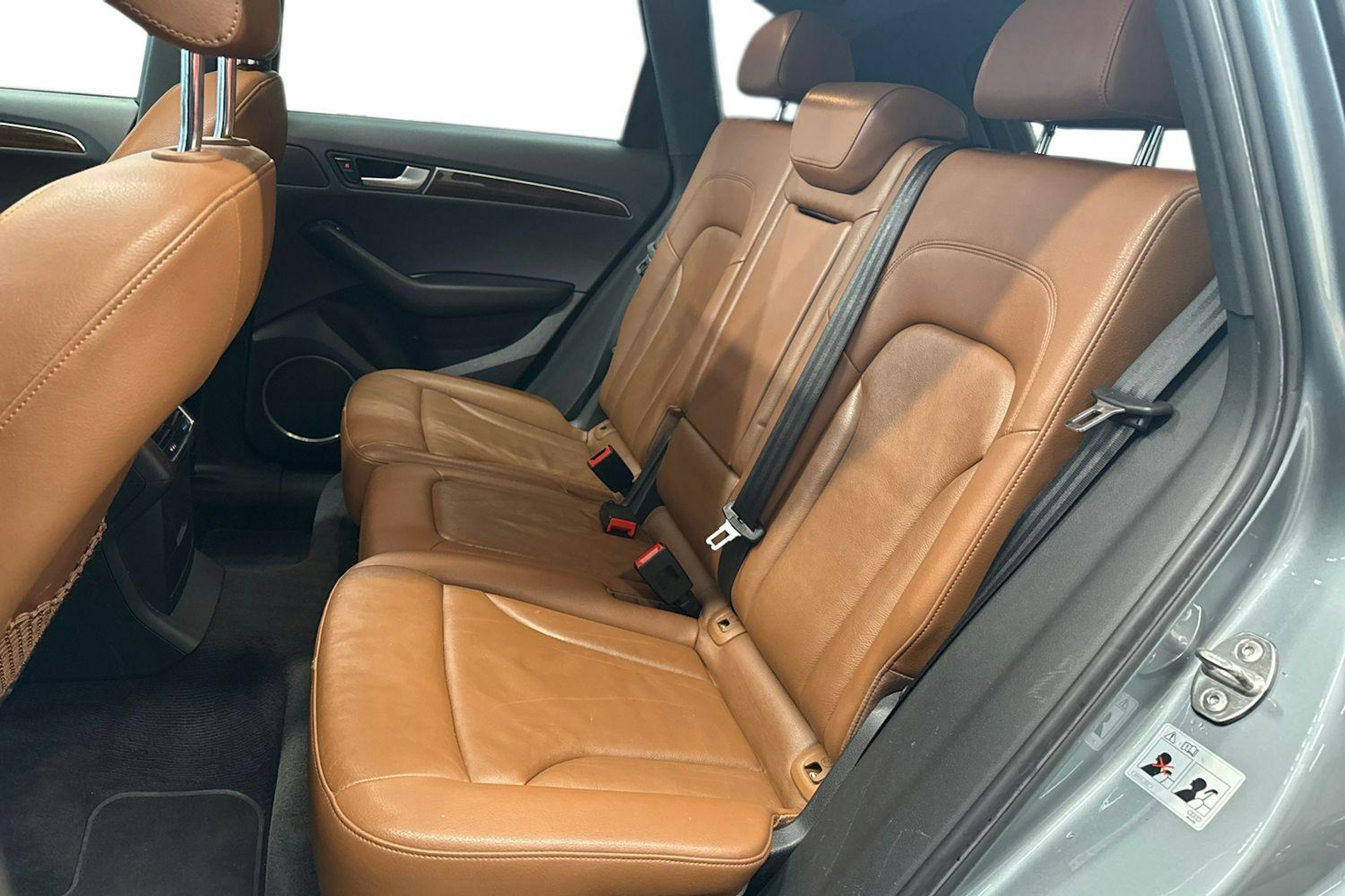 harmaa Audi Q5 2011 kuva 8.