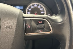 harmaa Audi Q5 2011 kuva 13.