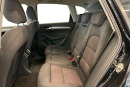 musta Audi Q5 2011 kuva 10.