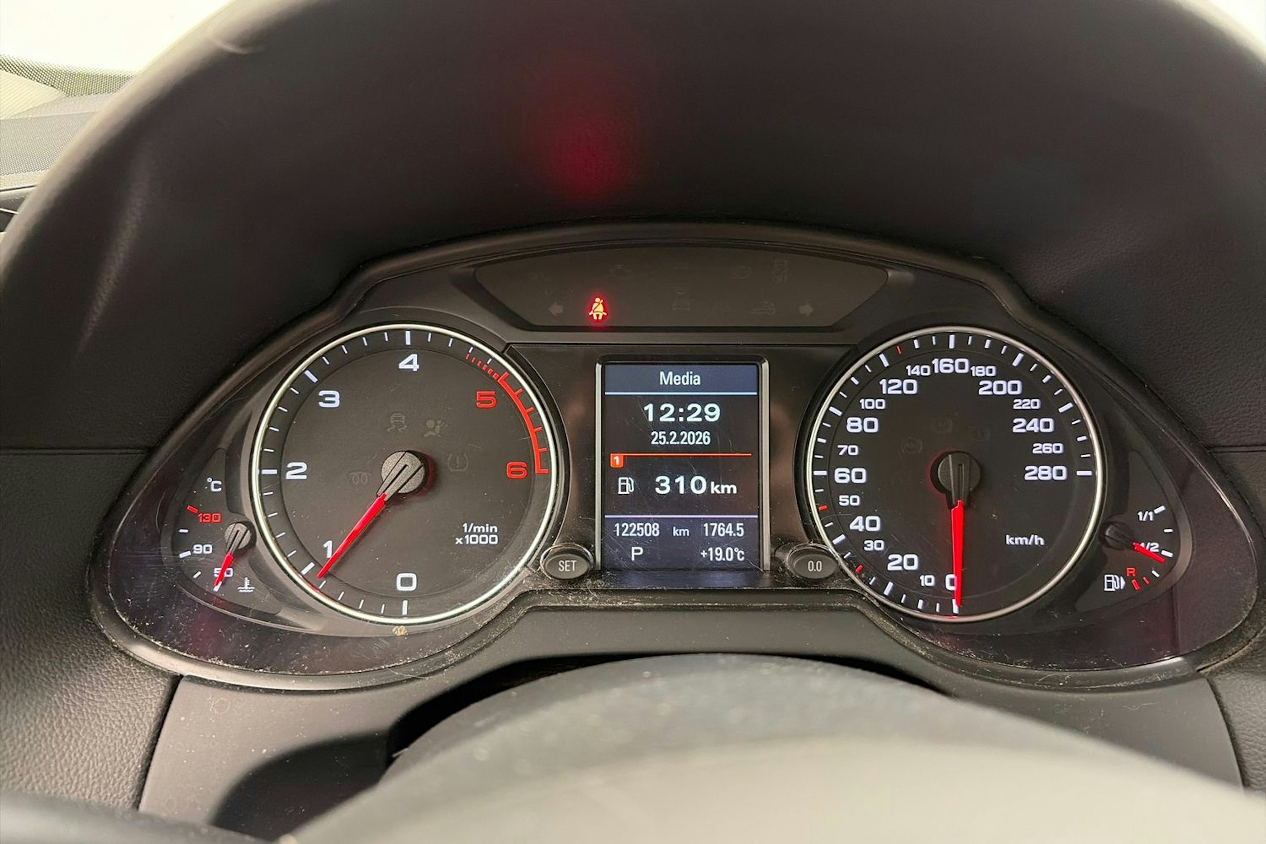 musta Audi Q5 2012 kuva 16.