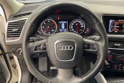 Valkoinen Audi Q5 2012 kuva 14.