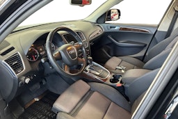 Musta Audi Q5 2012 kuva 6.
