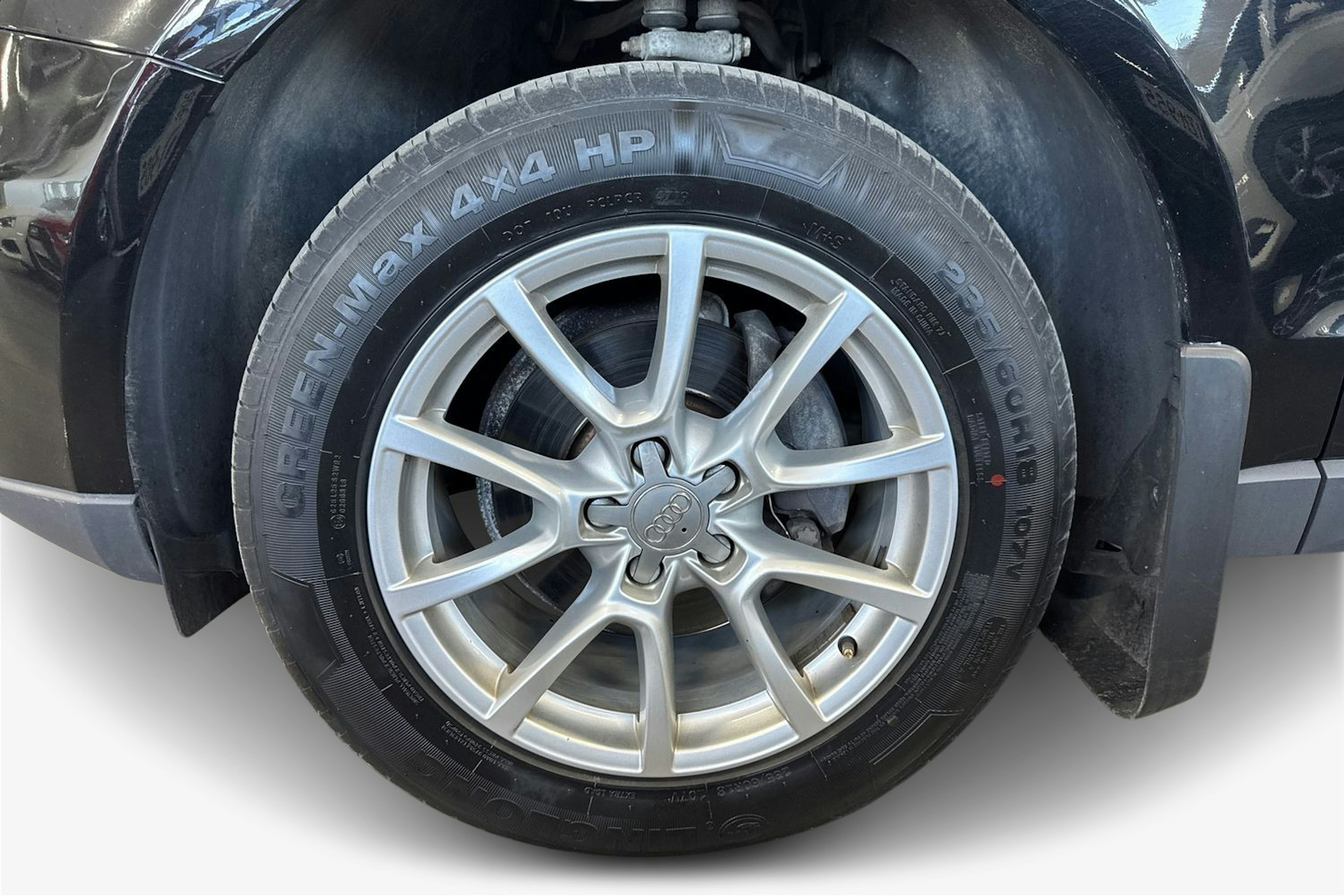 Musta Audi Q5 2012 kuva 9.