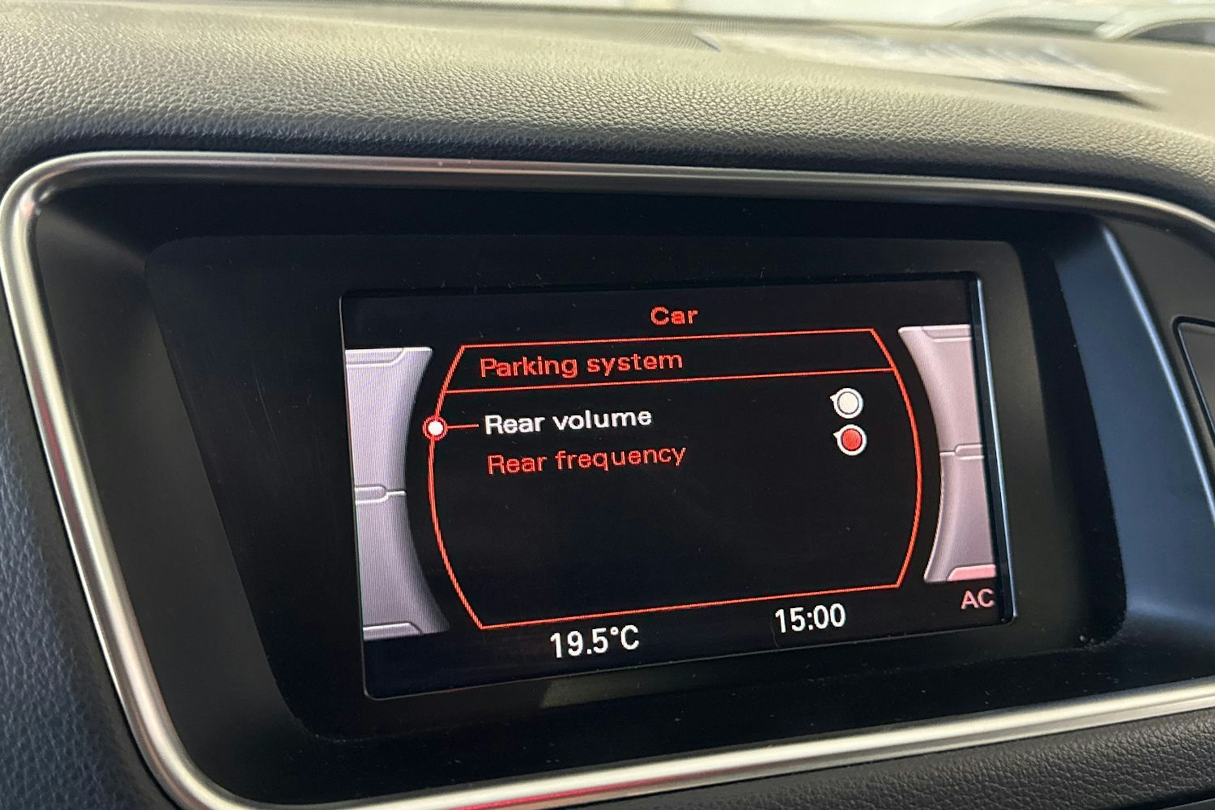 Musta Audi Q5 2012 kuva 13.