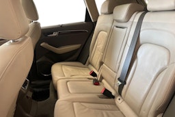 Sininen Audi Q5 2012 kuva 10.