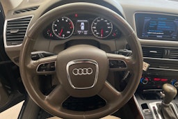 Sininen Audi Q5 2012 kuva 17.