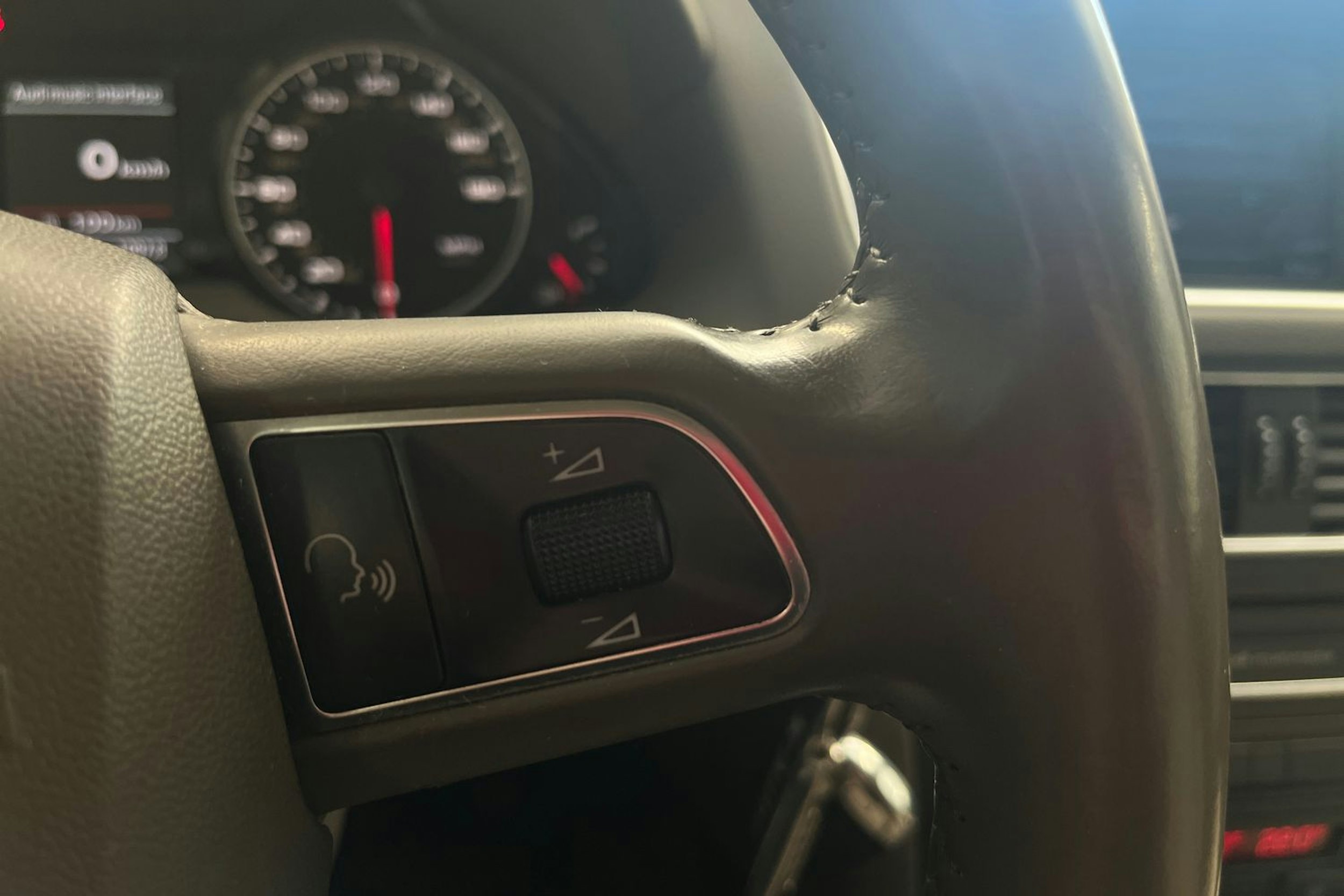 Sininen Audi Q5 2012 kuva 18.
