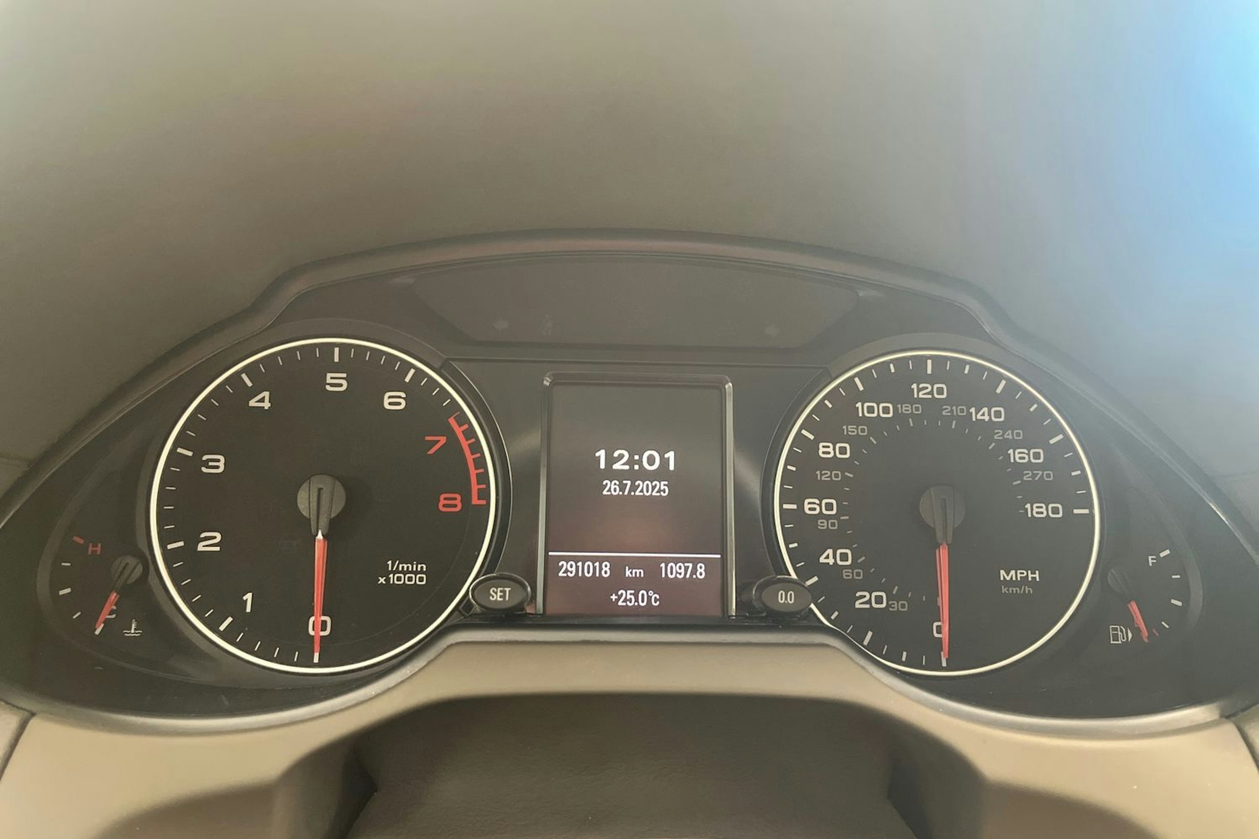 Sininen Audi Q5 2012 kuva 20.
