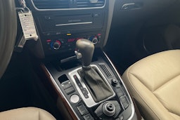 Sininen Audi Q5 2012 kuva 23.