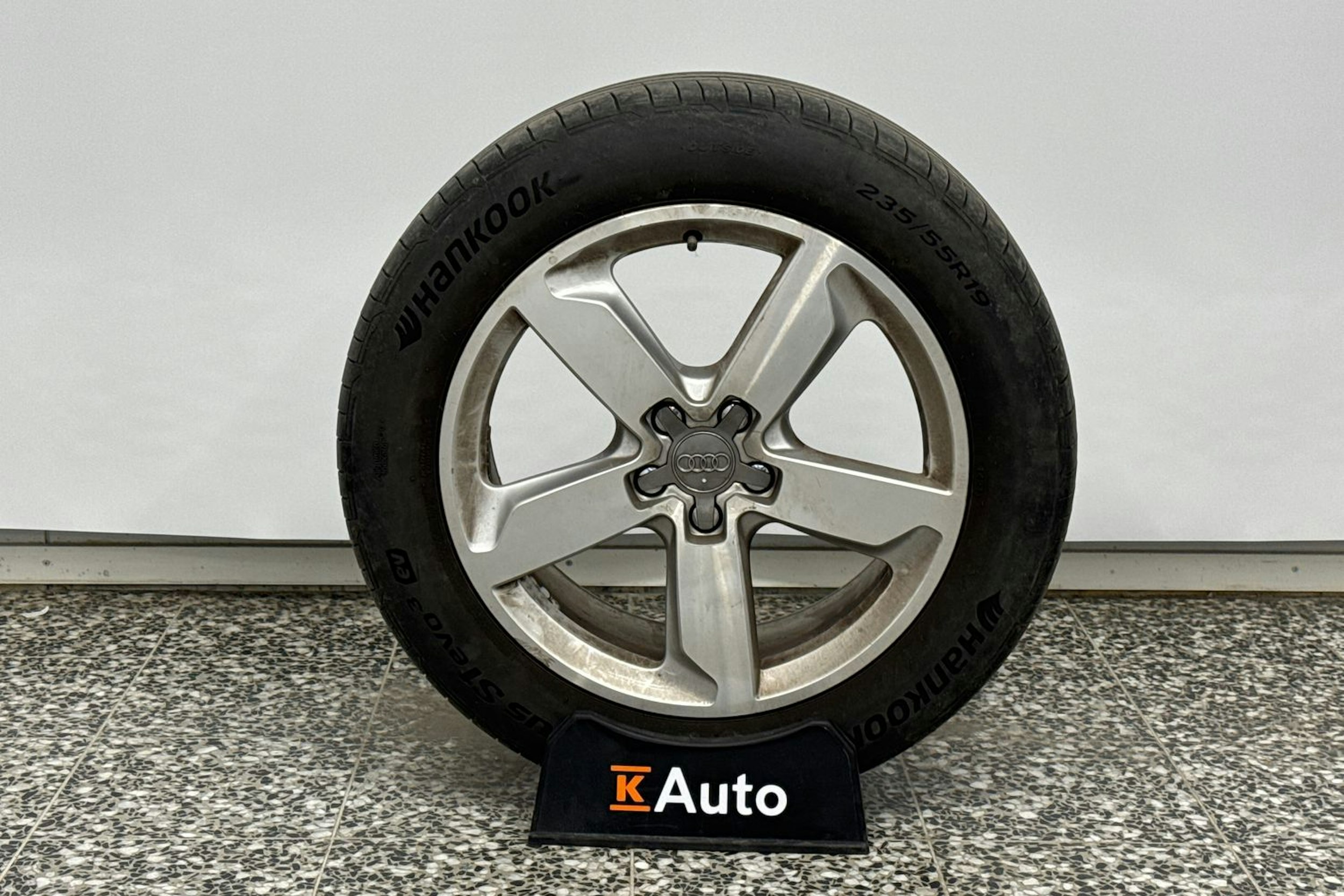Sininen Audi Q5 2012 kuva 39.