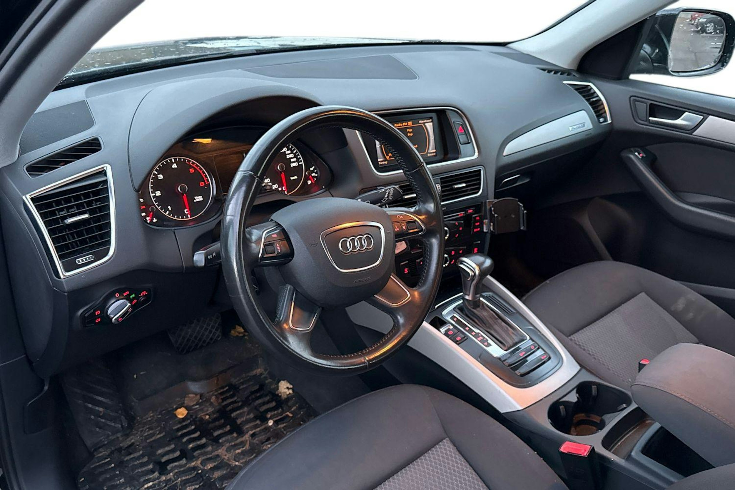 musta Audi Q5 2012 kuva 3.