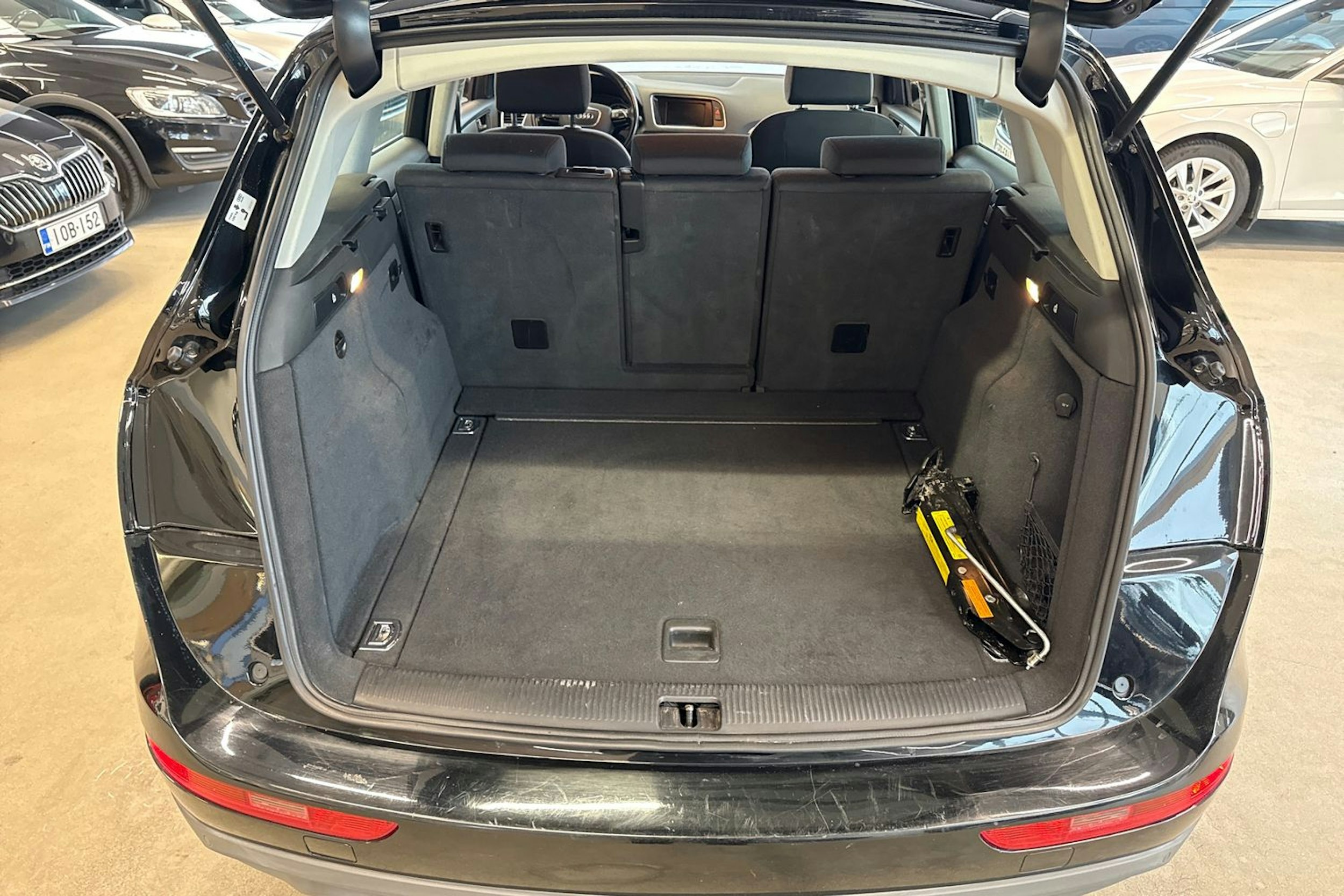 musta Audi Q5 2013 kuva 26.