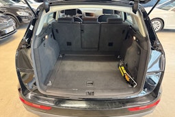 musta Audi Q5 2013 kuva 26.