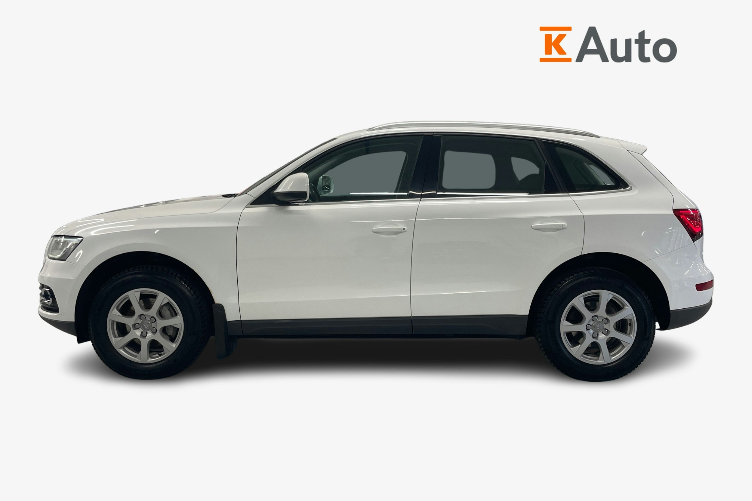 Valkoinen Audi Q5 2012 kuva 5.