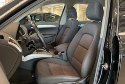 musta Audi Q5 2012 kuva 11.