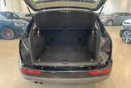 musta Audi Q5 2012 kuva 23.
