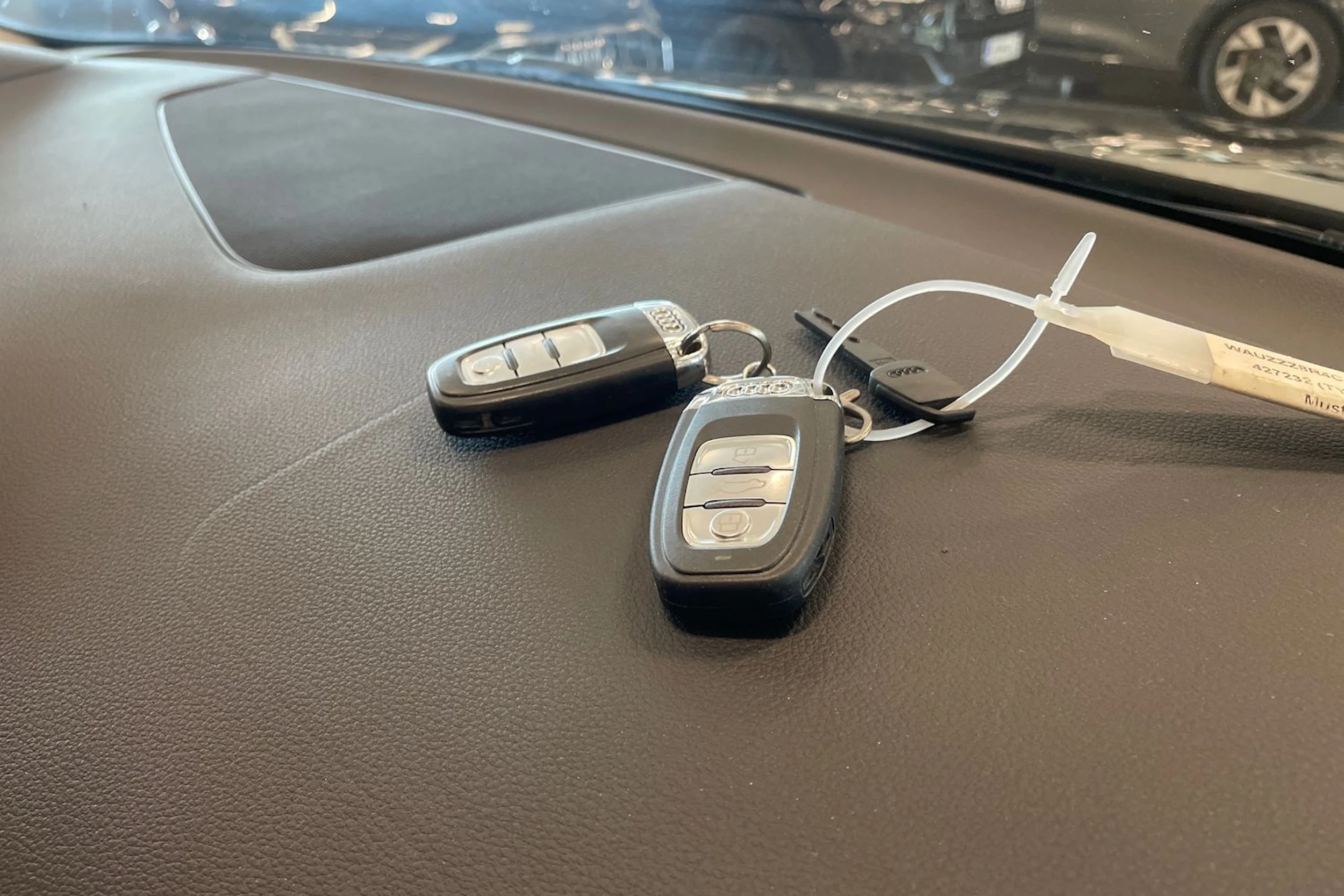 musta Audi Q5 2012 kuva 24.