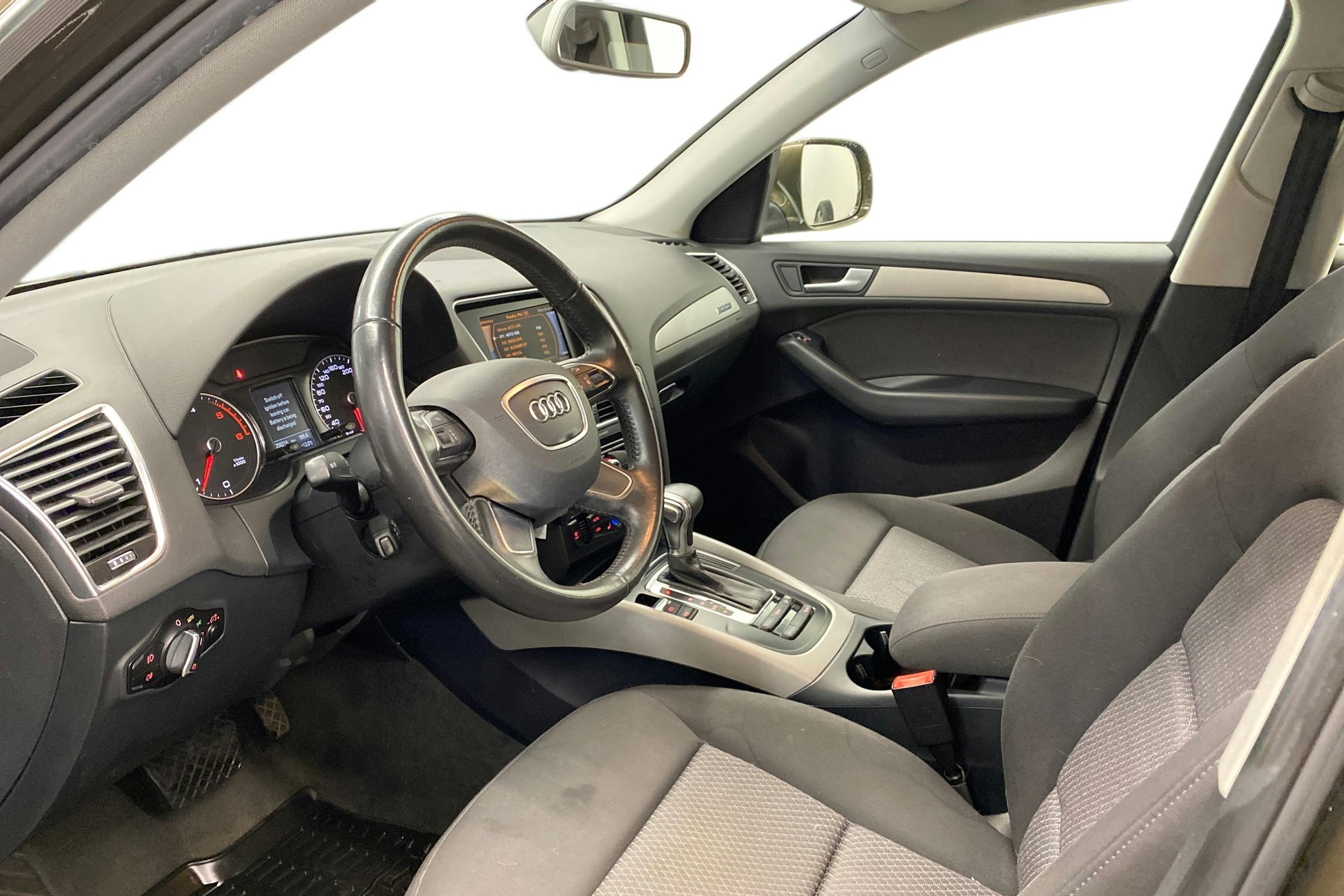 ruskea (beige) Audi Q5 2013 kuva 7.